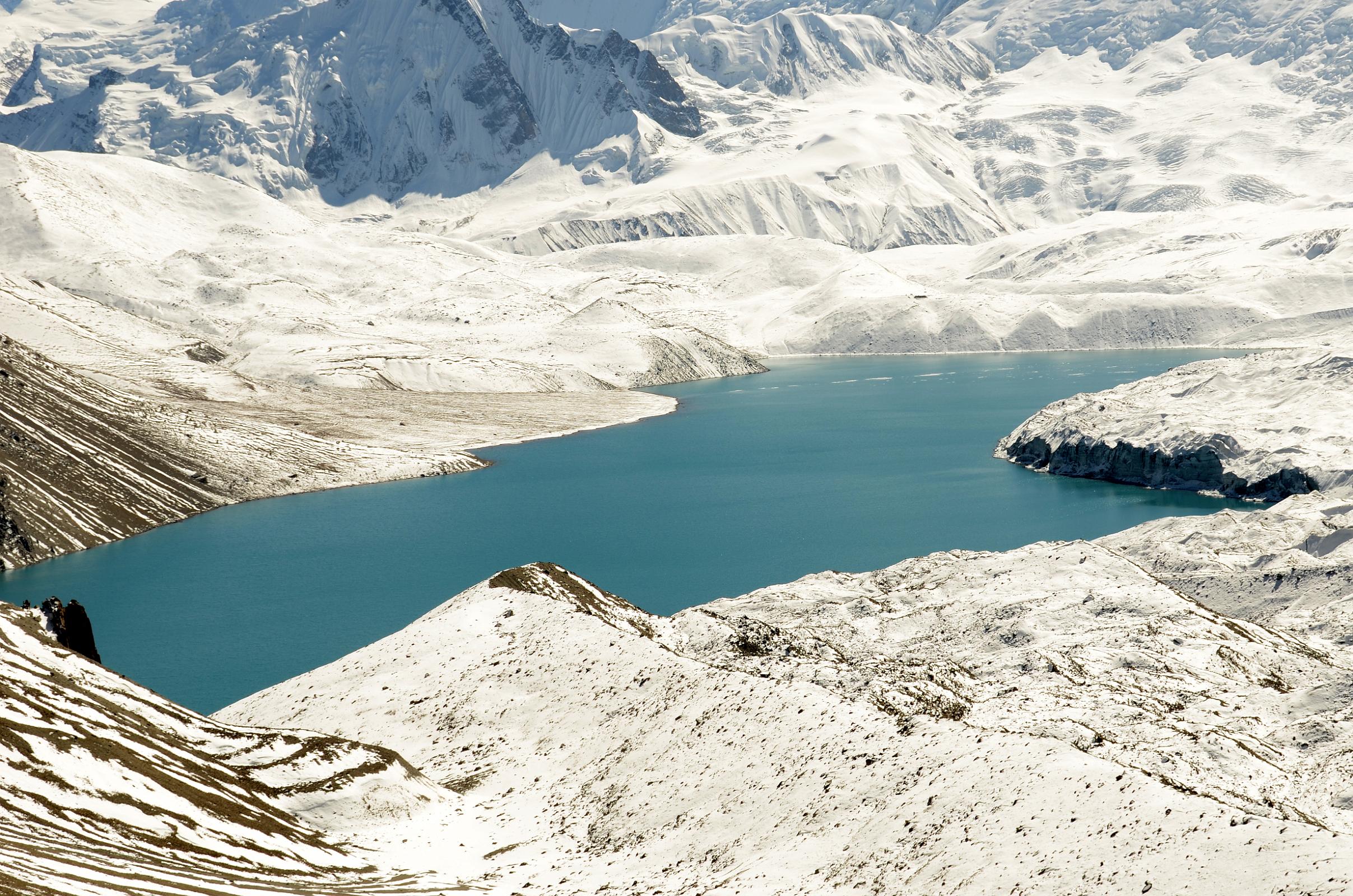 39 Tilicho Tal Lake Close Up From The Final Tilicho Tal Lake Viewpoint 5275m Before Mesokanto La 